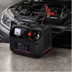 NEXSAS punjač za akumulator 12V i 24V 10A sa ručkom NXCB 10P