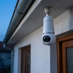 IP WiFi 5MP PT kamera i sijalica IPC-S6DP-5M0WEB-E27