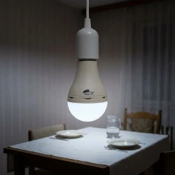 Mitea M705BL-L II punjiva LED sijalica E27 7W 6500K
