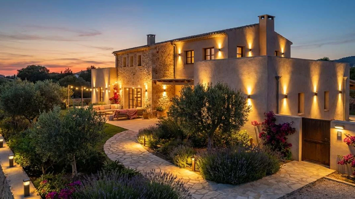 Lampe za dvorište — kako izabrati pravu spoljnu rasvetu