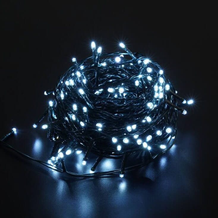 Lampice za jelku 100 LED dioda dnevno svetlo -