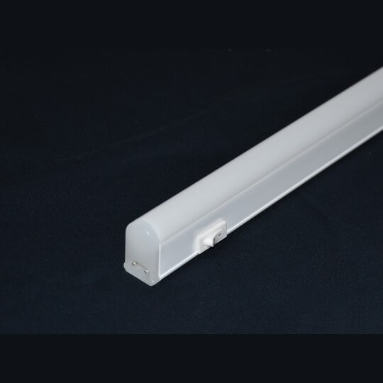 LED strela sa prekidačem lampa 8W 3000K  542mm - Led strele