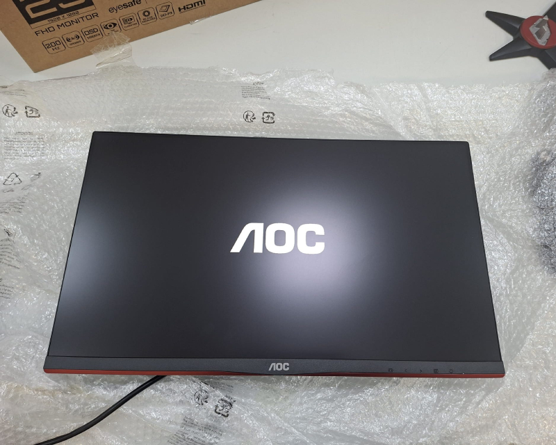 AOC Outlet Monitor 24 inča, B-Stock, 36 Meseci Garancije - PC monitori