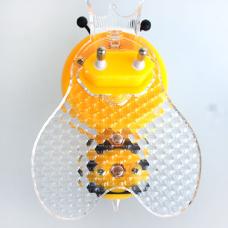 Mitea M8085L LED noćna lampa pčelica za utičnicu sa senzorom dan/noć 0,4 W
