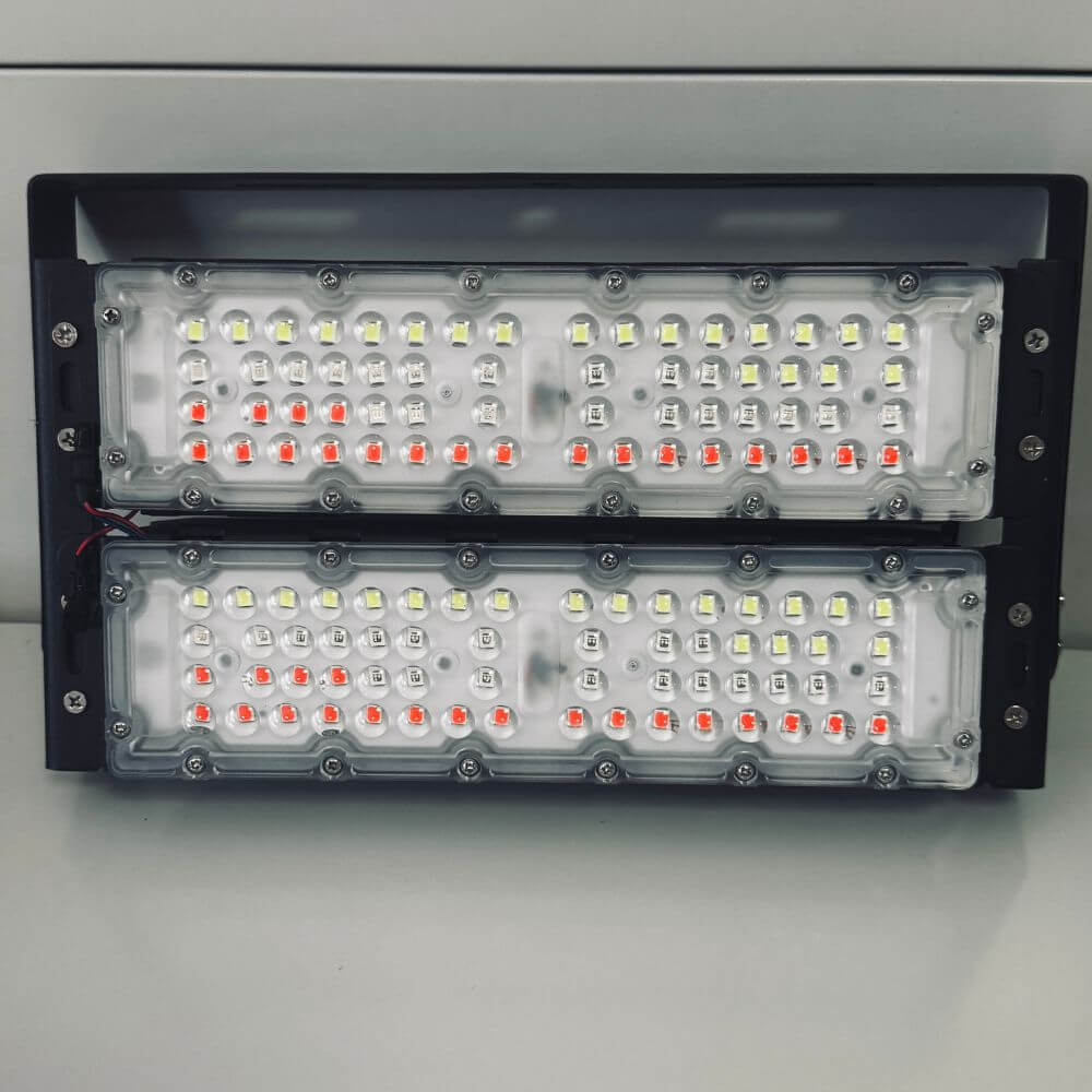RGB LED reflektor 200W sa daljinskim upravljačem IP67