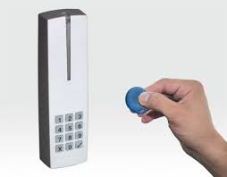 R915 Paradox